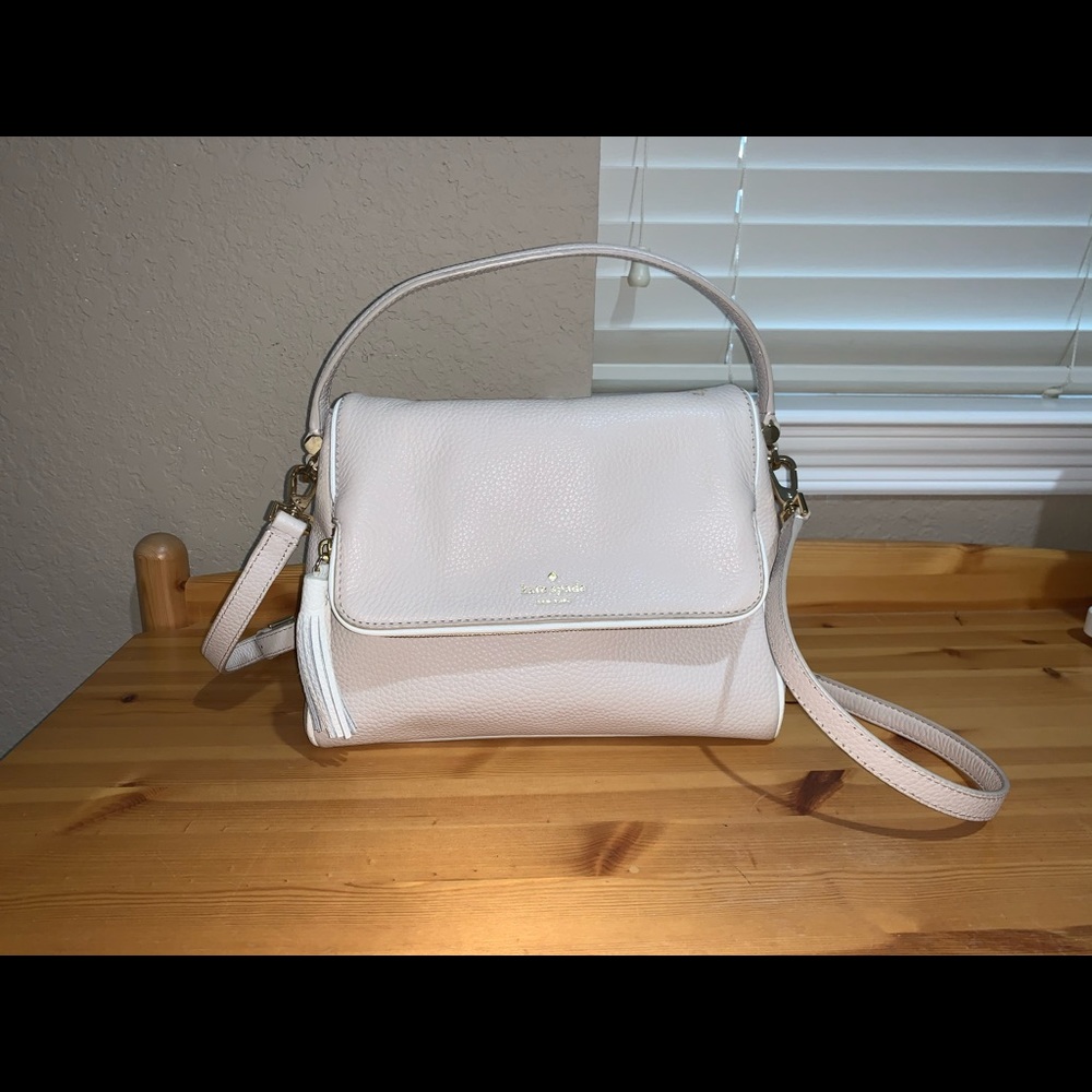 KATE SPADE OVER THE SHOULDER BAG!